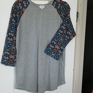 Raglan baseball T, sz L, LulaRoe Randy